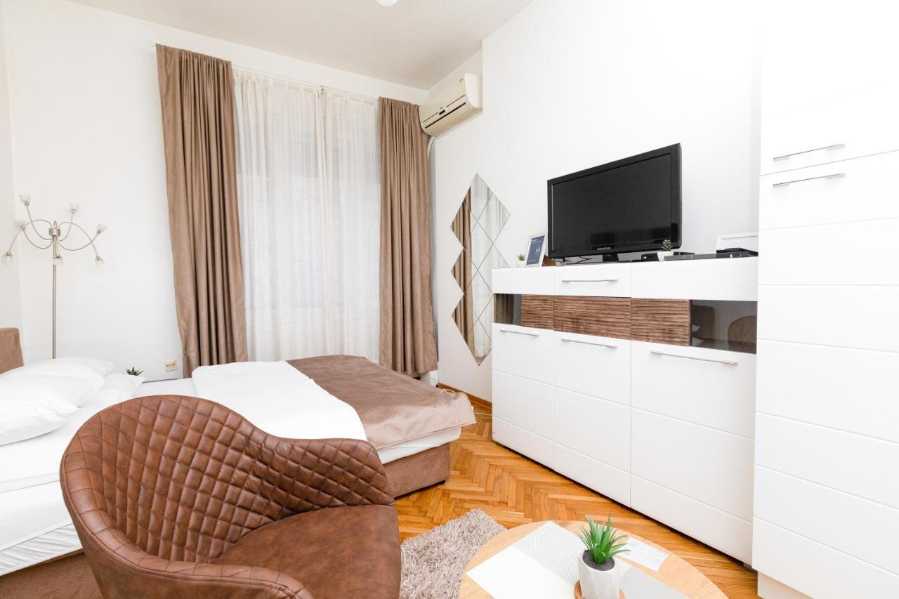 1St Belgrade Apartment ภายนอก รูปภาพ