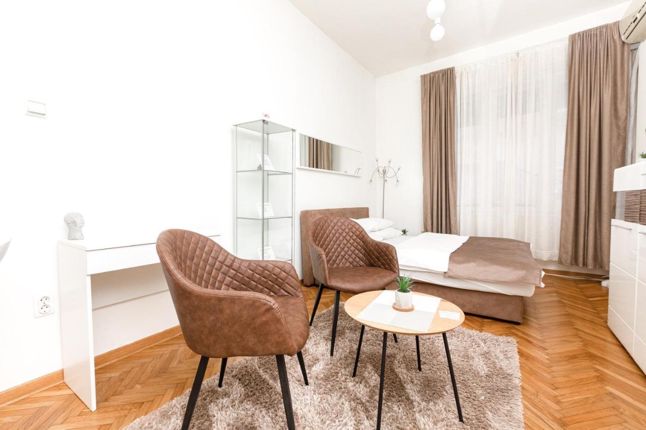 1St Belgrade Apartment ภายนอก รูปภาพ