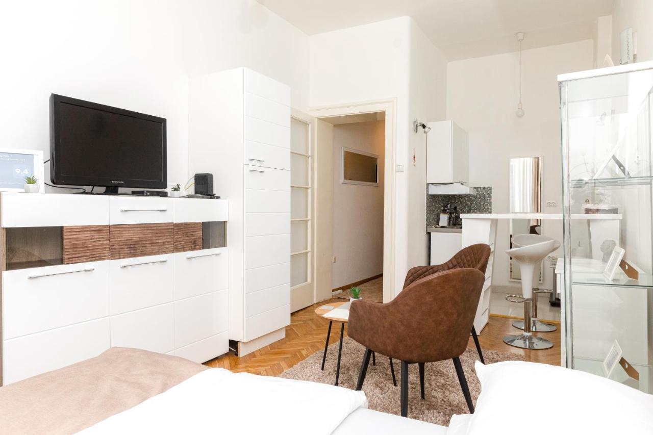 1St Belgrade Apartment ภายนอก รูปภาพ