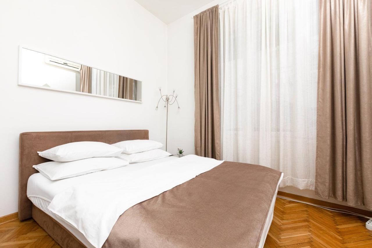 1St Belgrade Apartment ภายนอก รูปภาพ