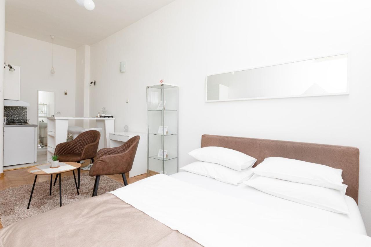1St Belgrade Apartment ภายนอก รูปภาพ